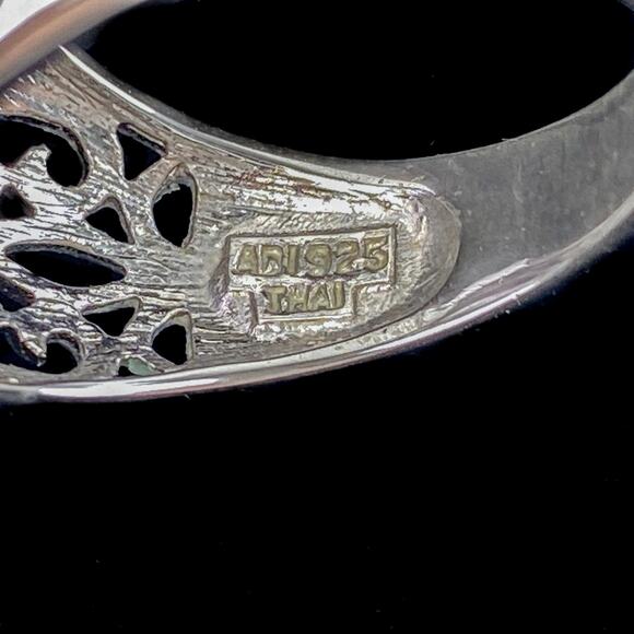 Ring Purple Flower Faceted Synthetic Amethyst Silver Tone Thai Fashion Vintage - Picture 10 of 14